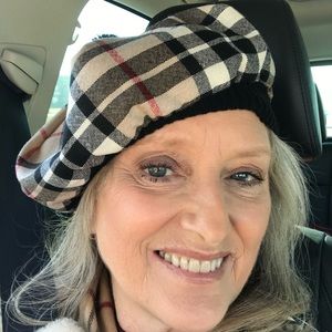 Meet your Posher, Lynn